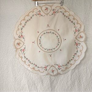 Vintage Round Cotton Tablecloth Hand Made  Cover  Cross Stitching Linens Antics